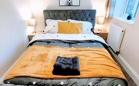 Crystal Suite 2 -Free Private Parking