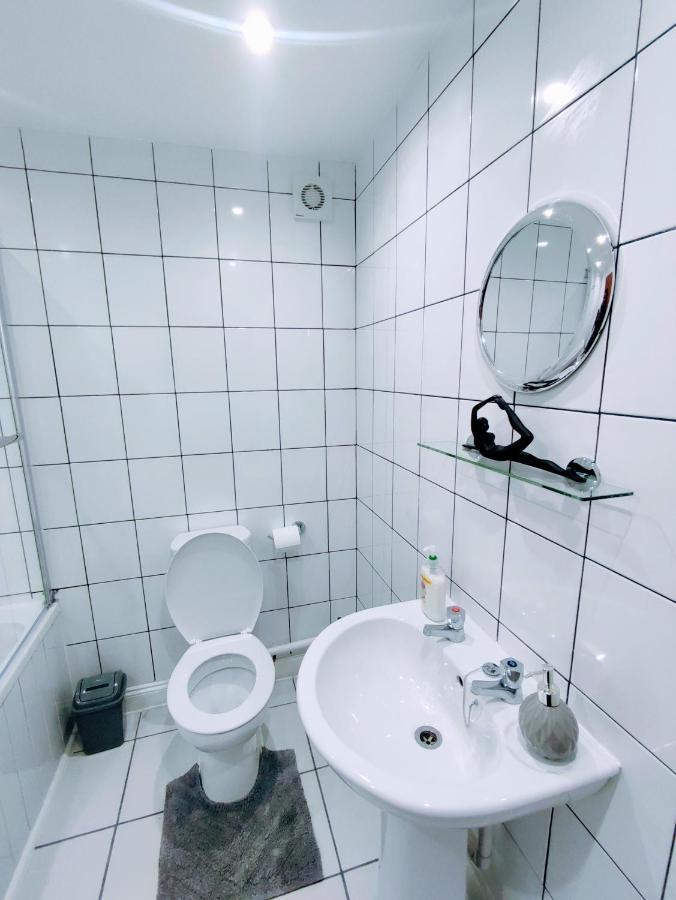 Crystal Suite 2 -Free Private Parking North Shields Exterior photo